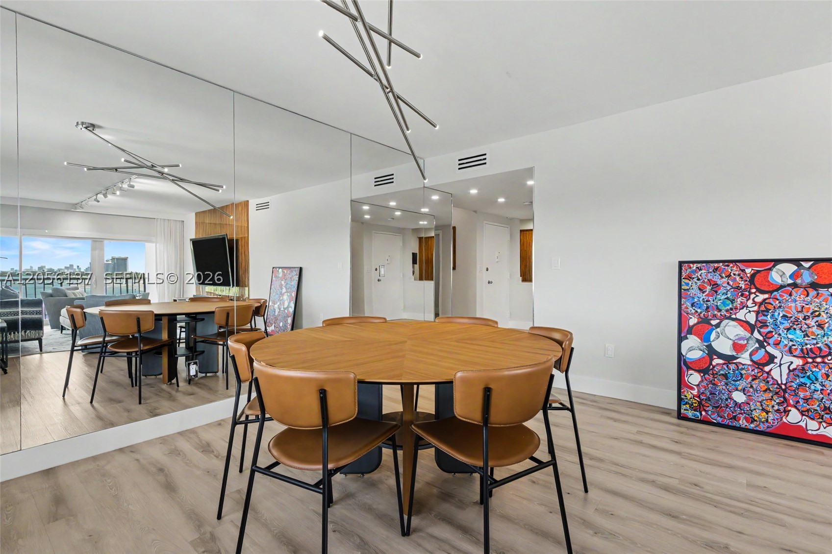 image Arlen House West10