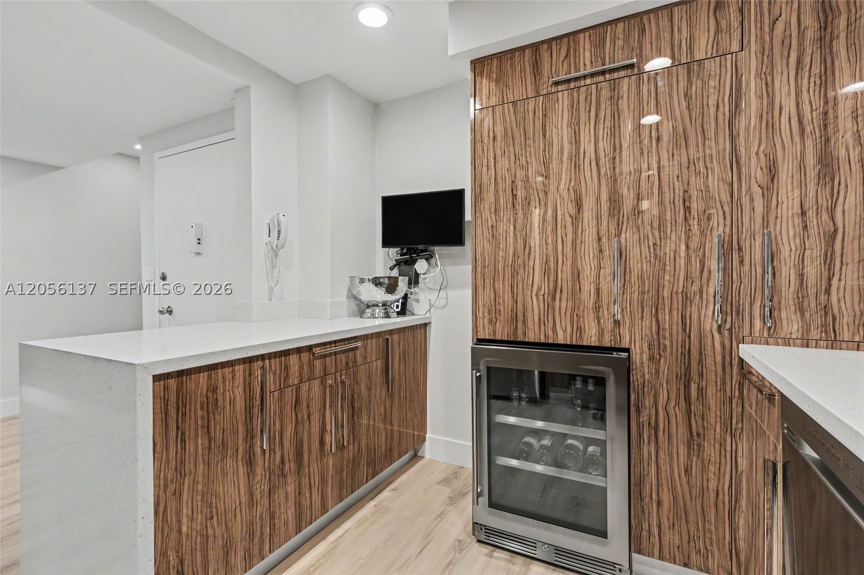 image Arlen House West22