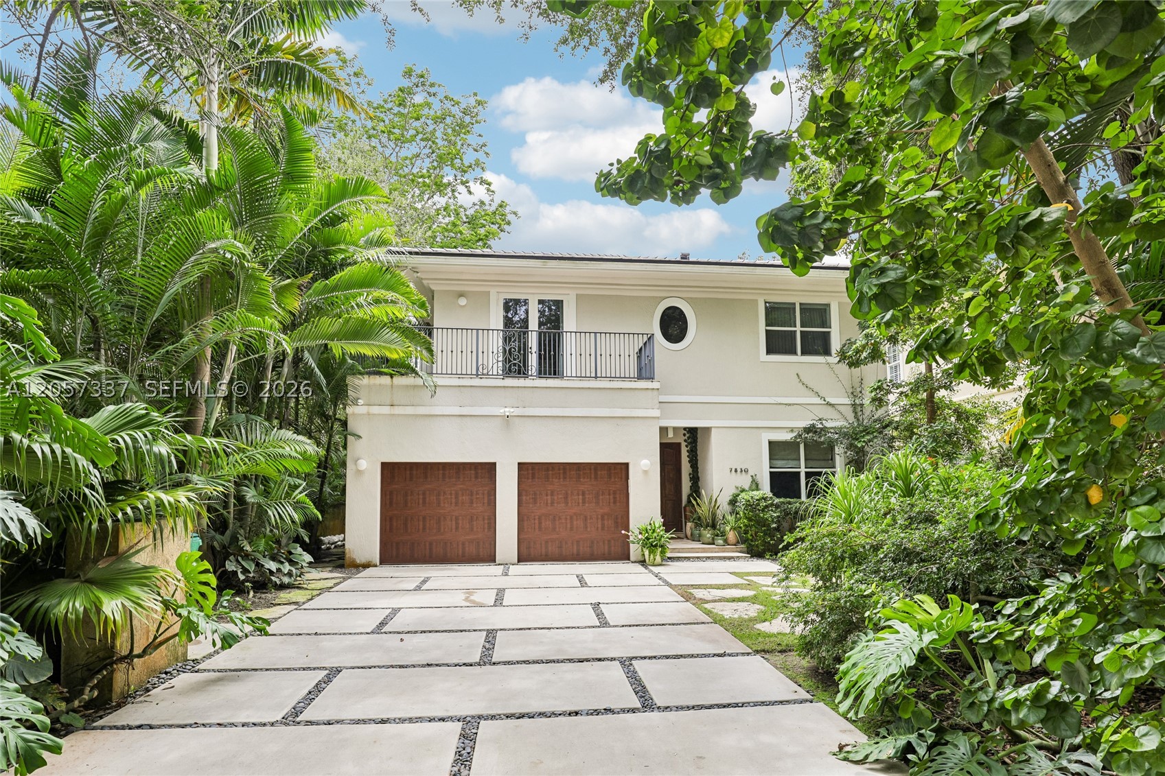 7830 SW 48th Ct