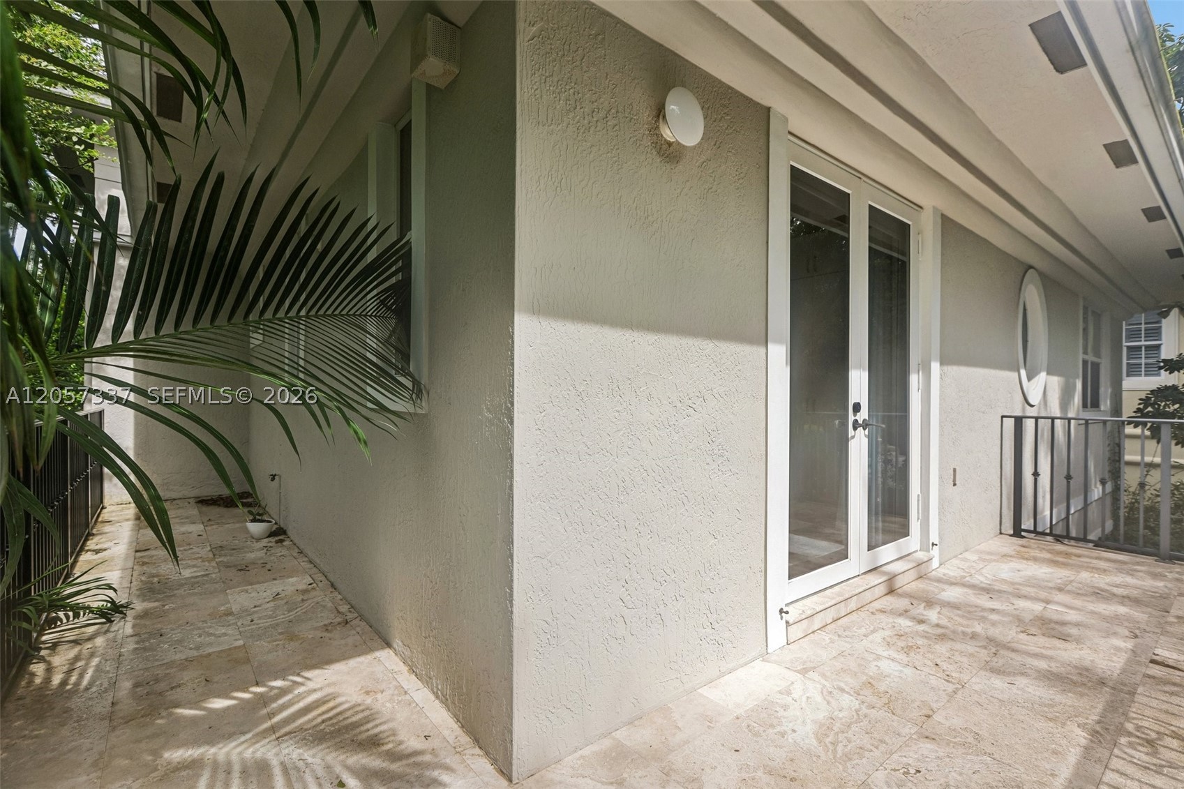 7830 SW 48th Ct Miami, FL 33143