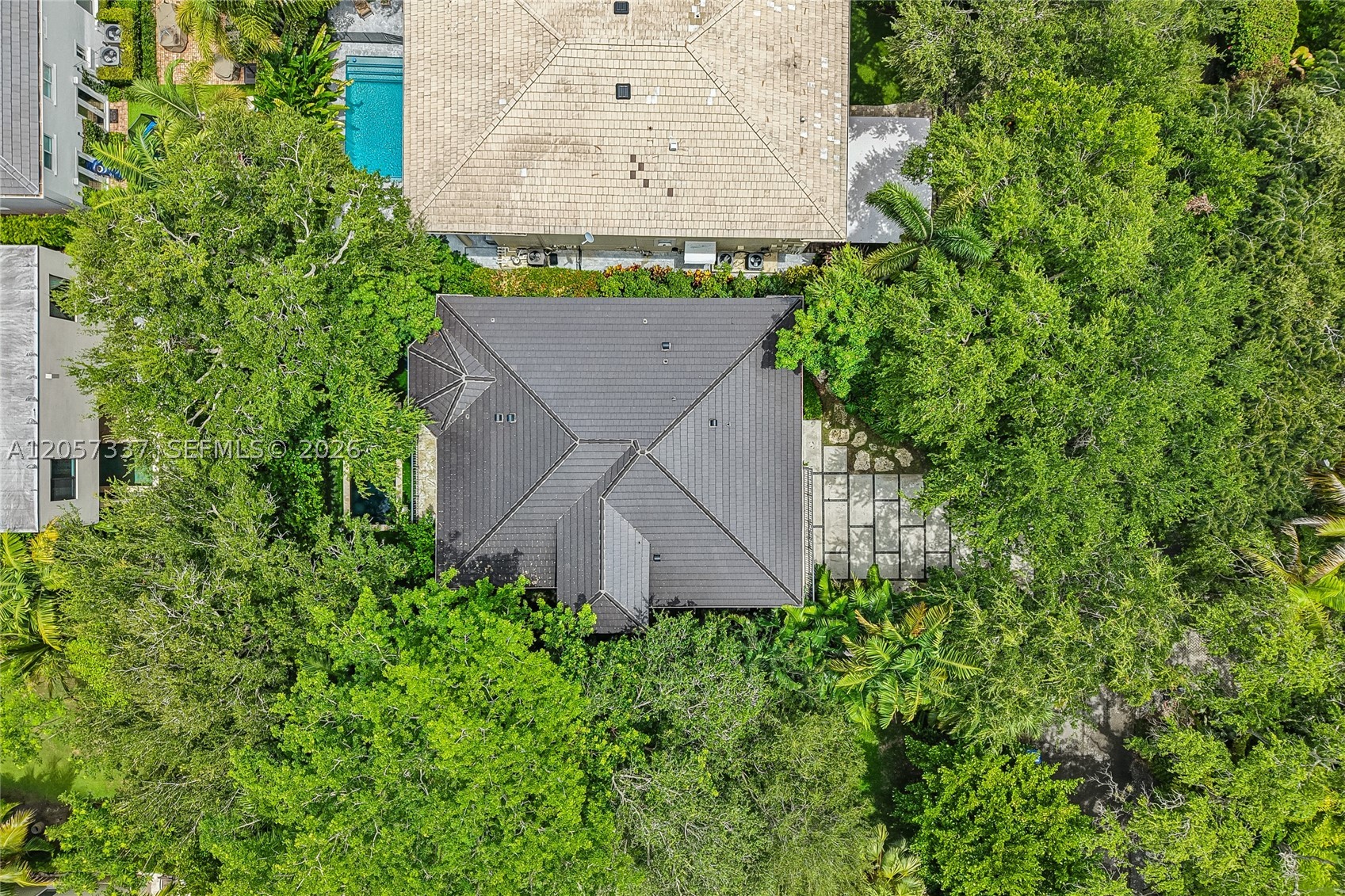7830 SW 48th Ct Miami, FL 33143