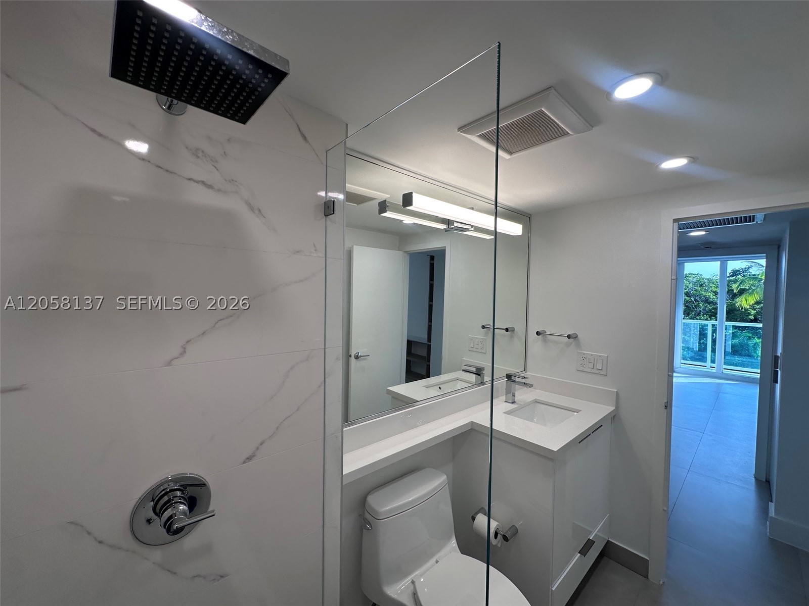 image Arlen House East10