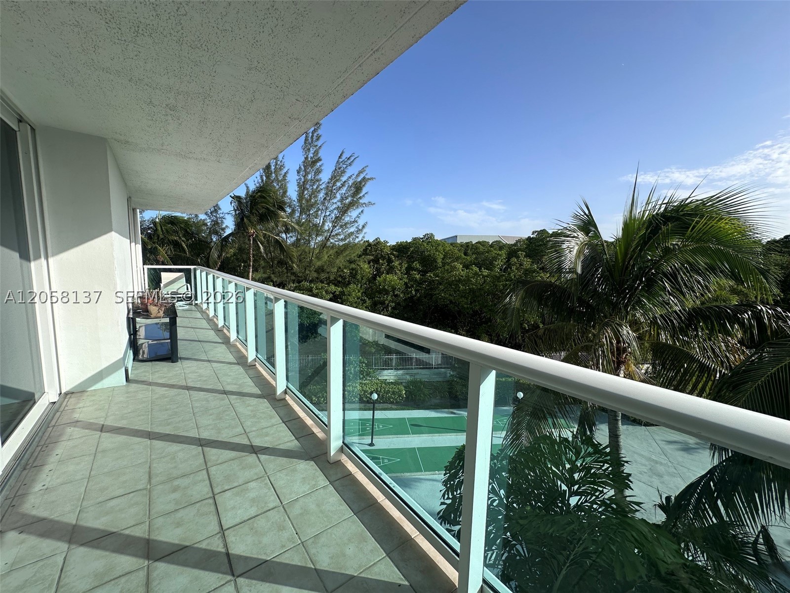 image Arlen House East20
