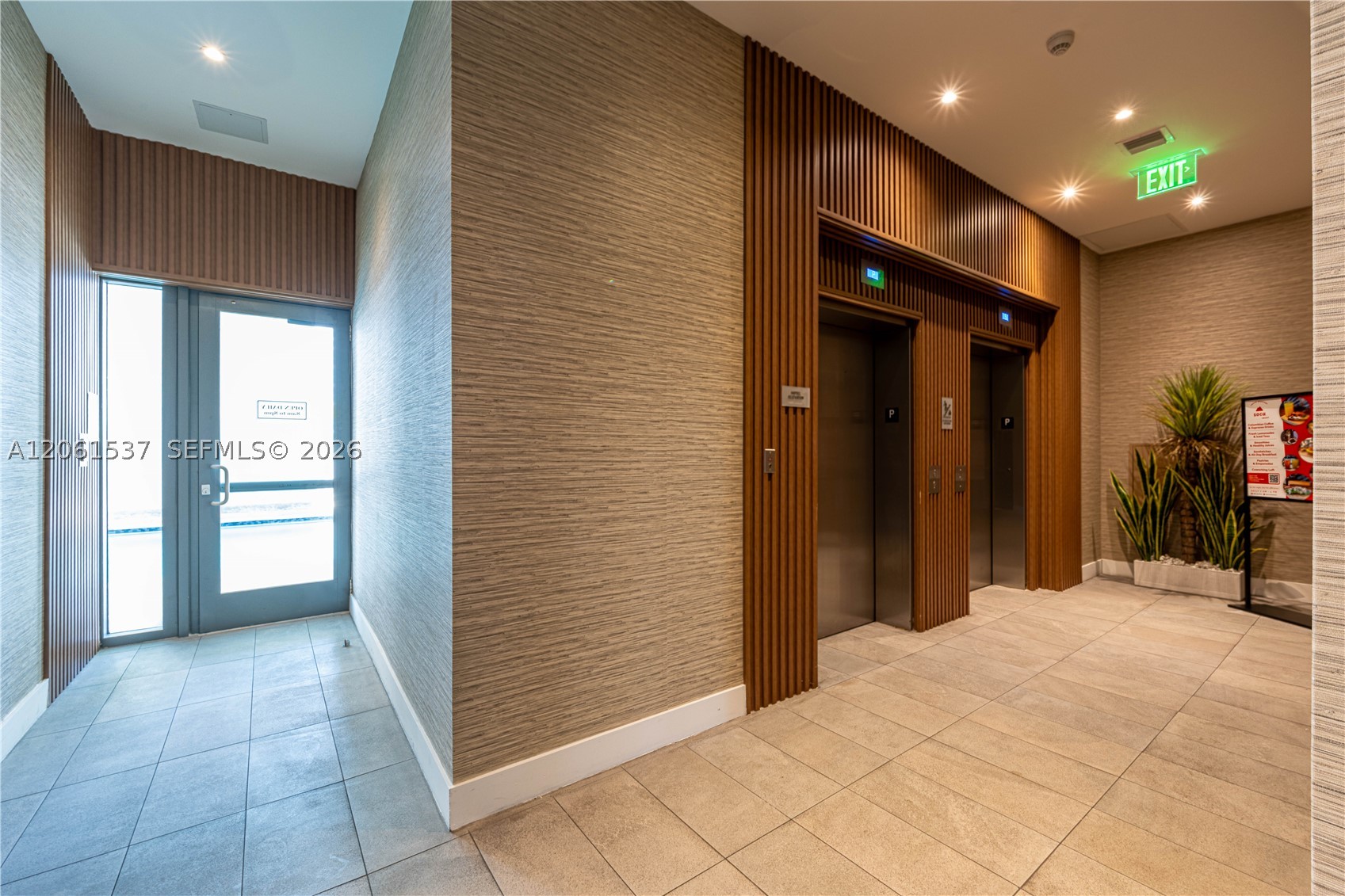 image Smart Brickell I39