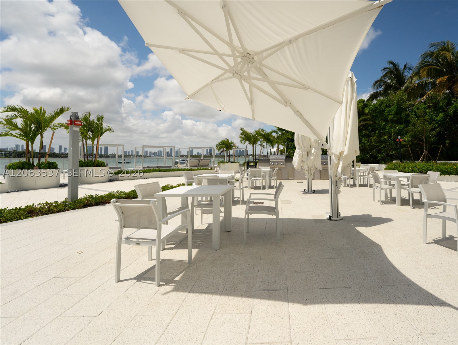 image Mirador 1000 (South Tower)31