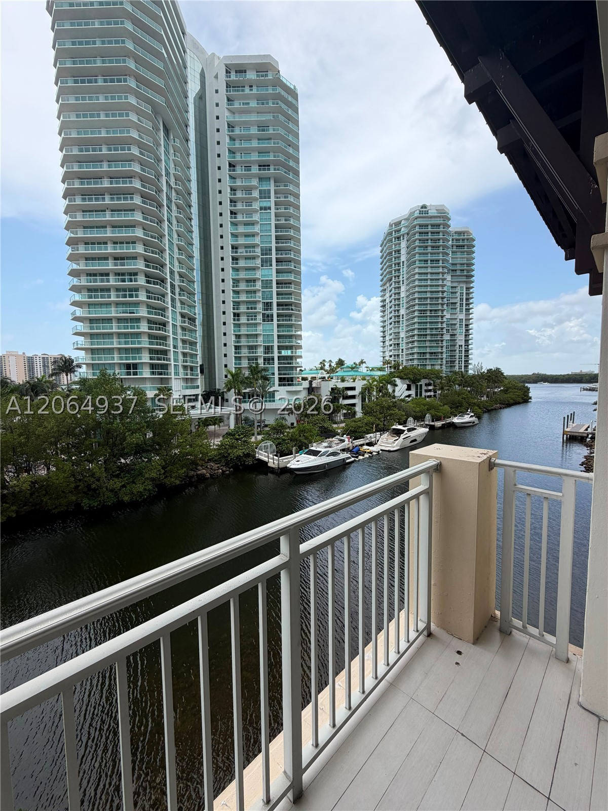 image St Tropez Sunny Isles14