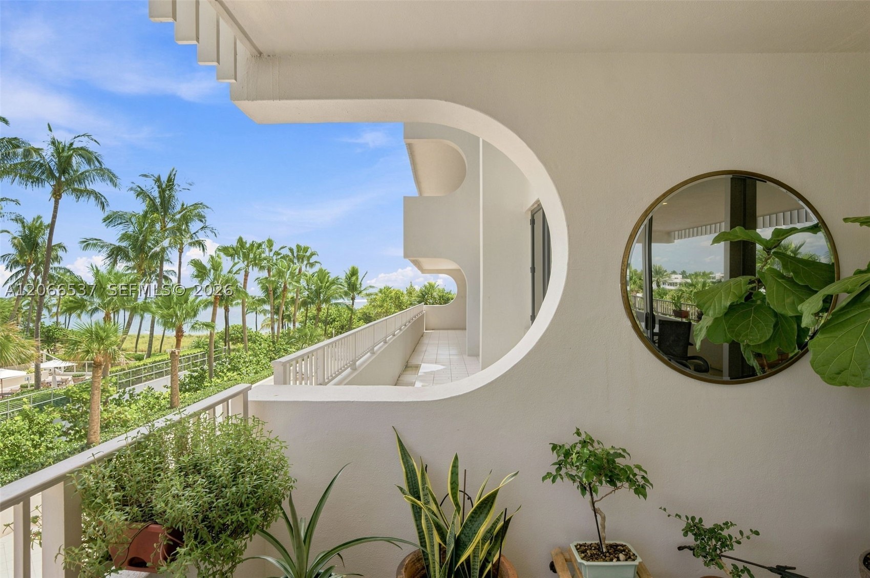 10205 Collins Ave #206 Bal Harbour, FL 33154