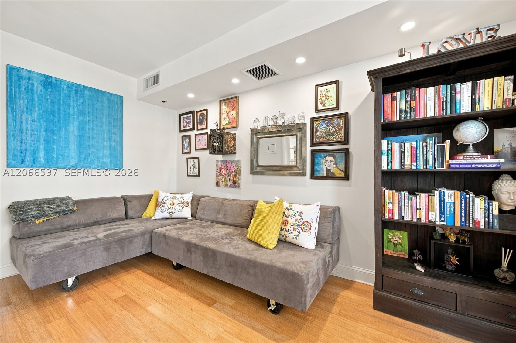 10205 Collins Ave #206 Bal Harbour, FL 33154