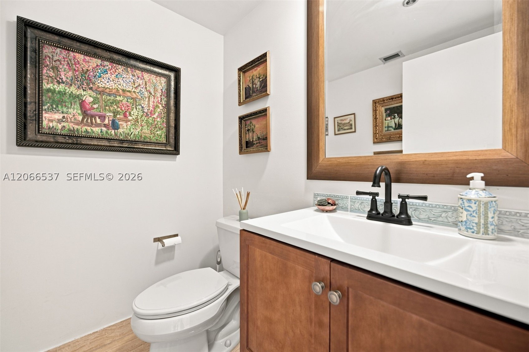 10205 Collins Ave #206 Bal Harbour, FL 33154