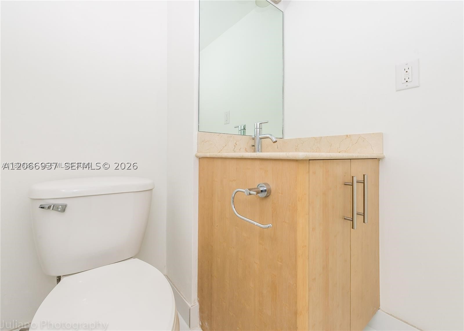 image Harbour House8