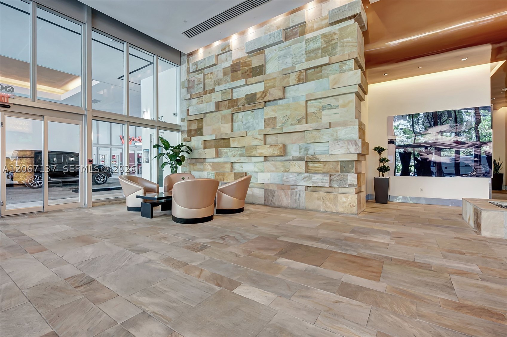image 500 Brickell West28