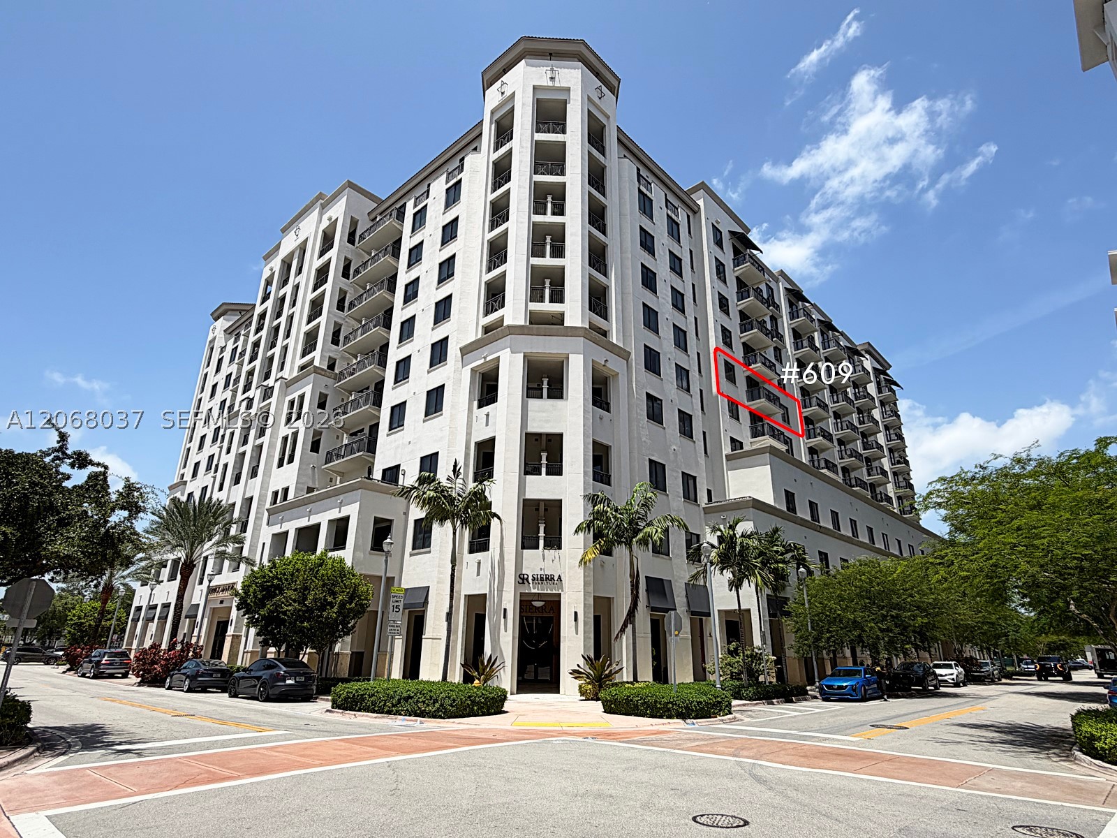 301 Altara Ave #609 Coral Gables, FL 33146