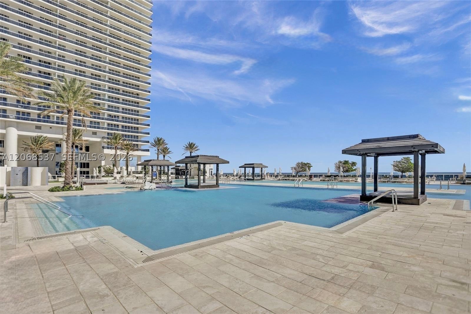 image Beach Club 236