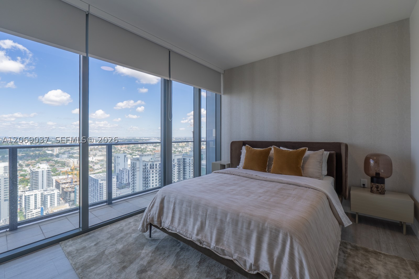 image Brickell Flatiron10