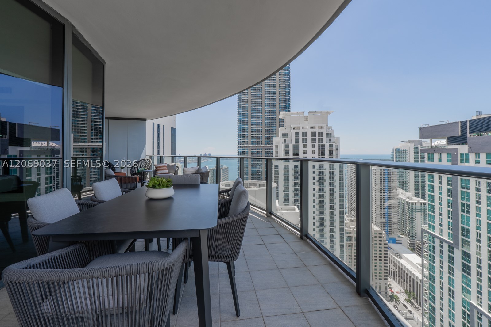 image Brickell Flatiron12