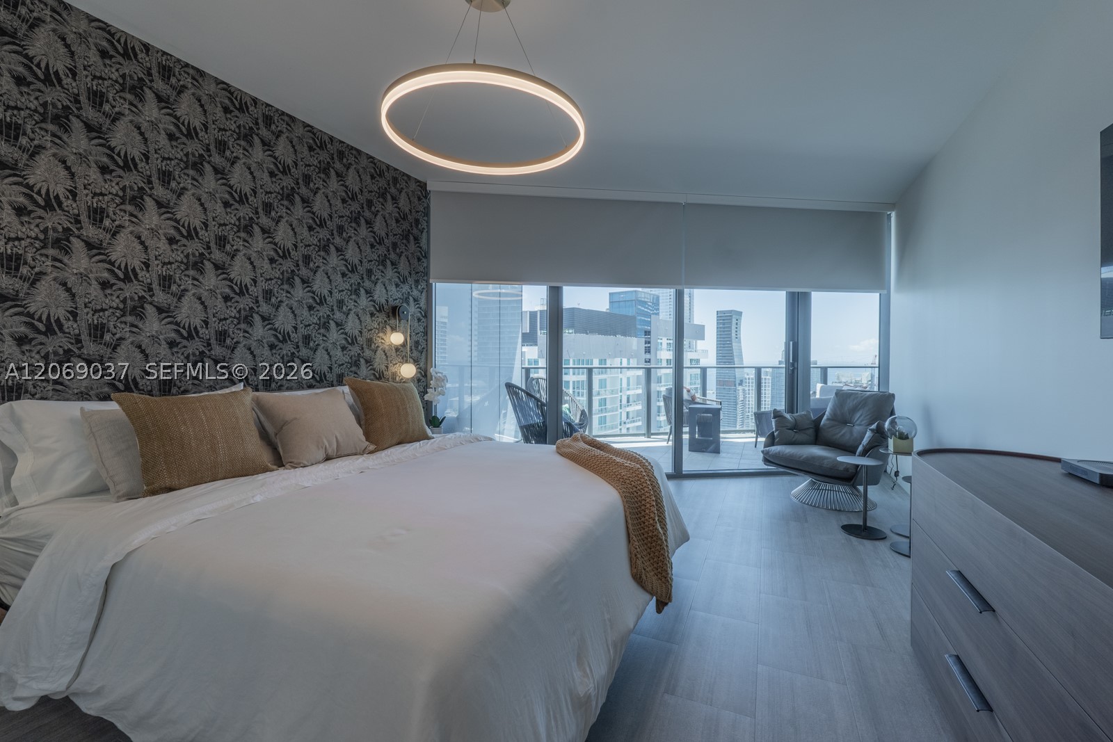 image Brickell Flatiron7