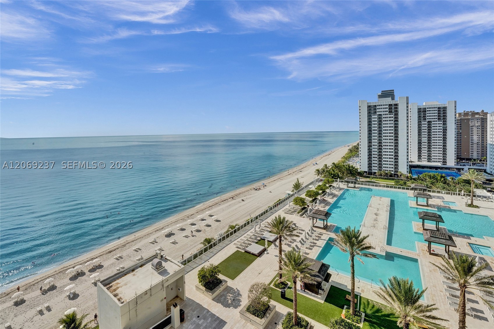 image Beach Club 260
