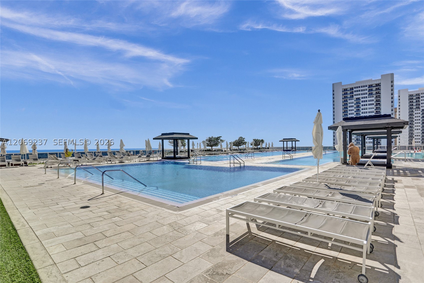image Beach Club 267