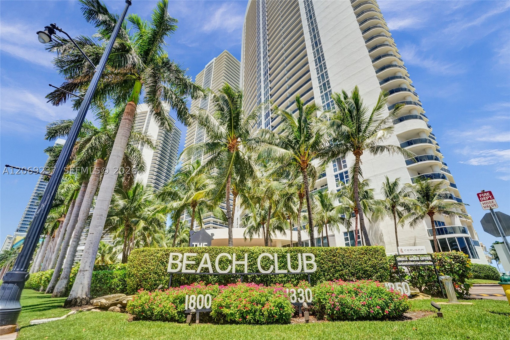 image Beach Club 285