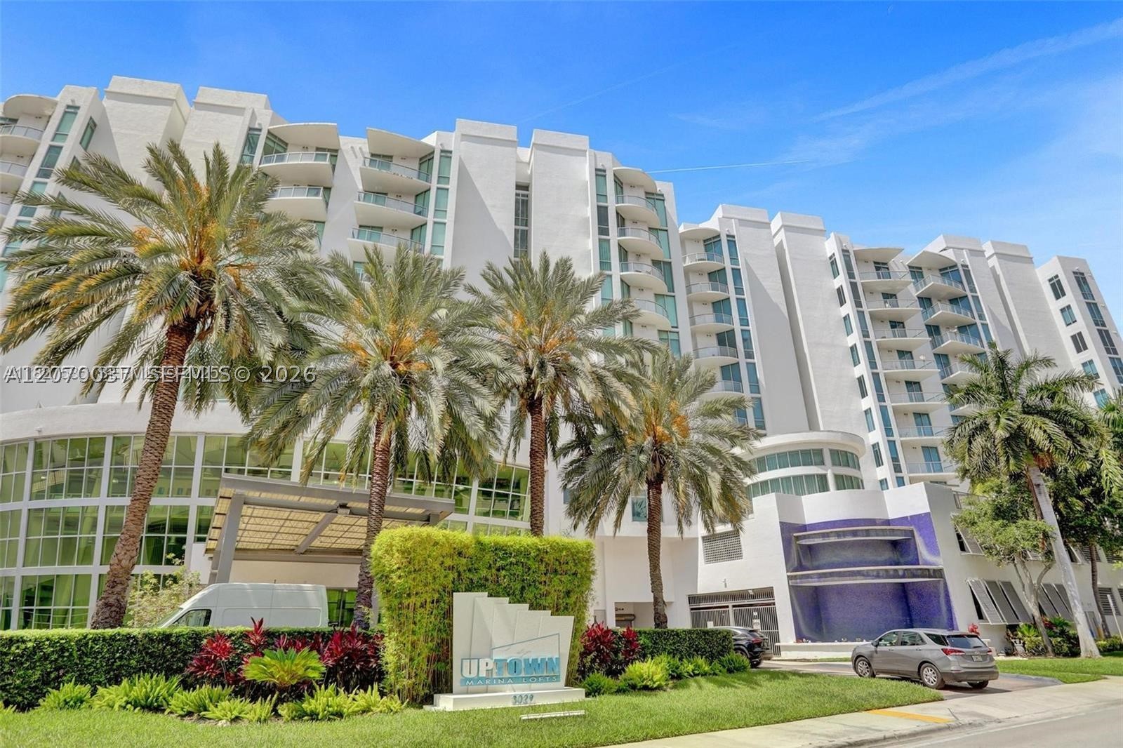 image Uptown Marina Lofts1