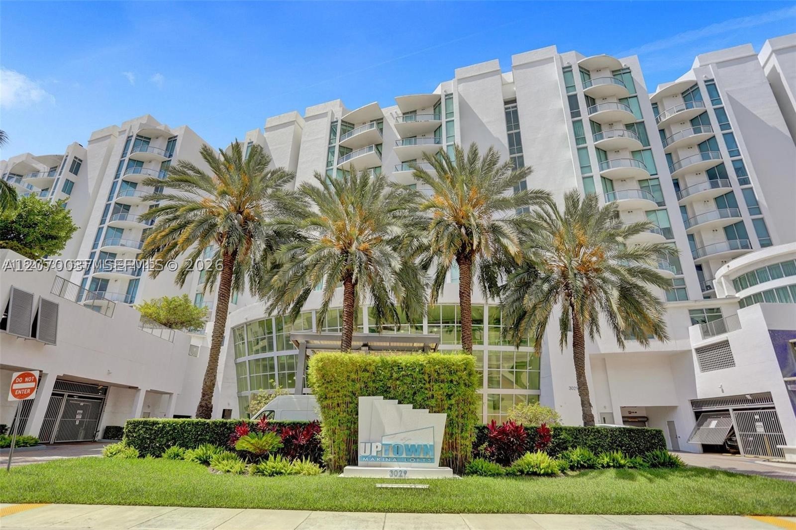 image Uptown Marina Lofts2