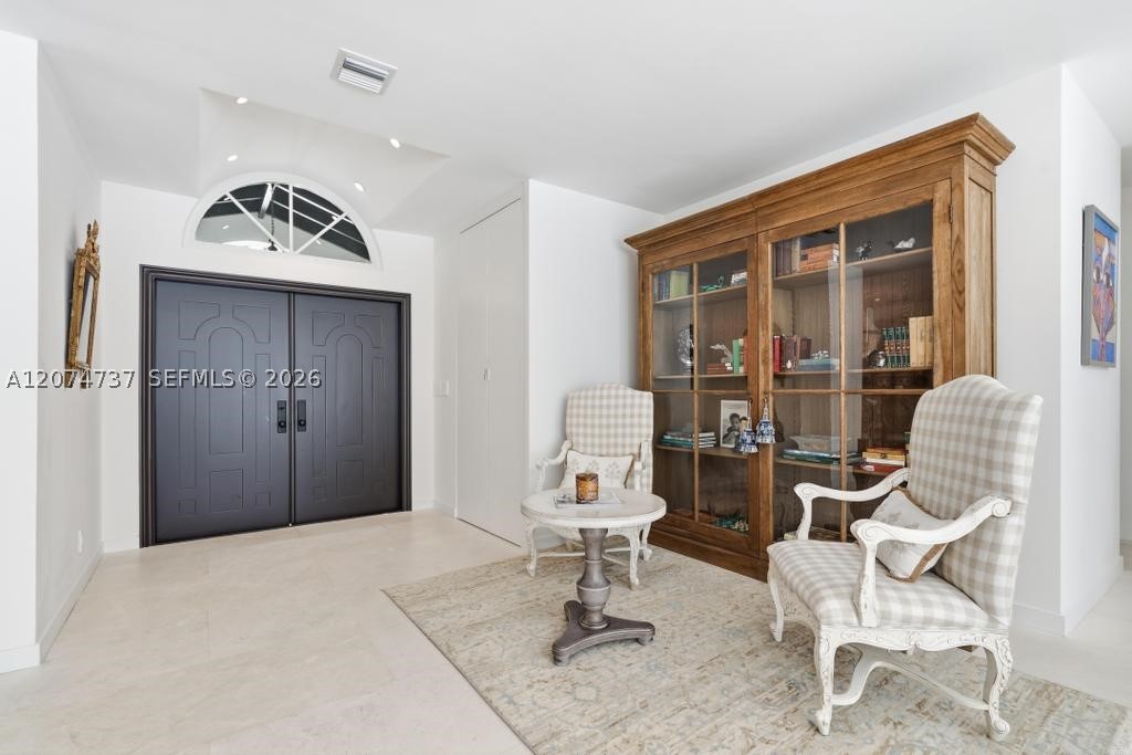 2532 NW Lake Ave Miami Beach, FL 33140