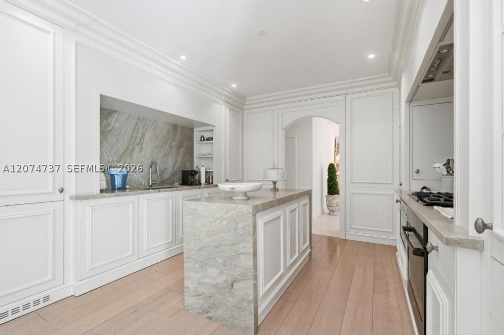 2532 NW Lake Ave Miami Beach, FL 33140