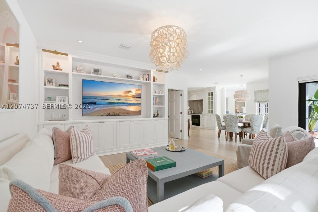 2532 NW Lake Ave Miami Beach, FL 33140