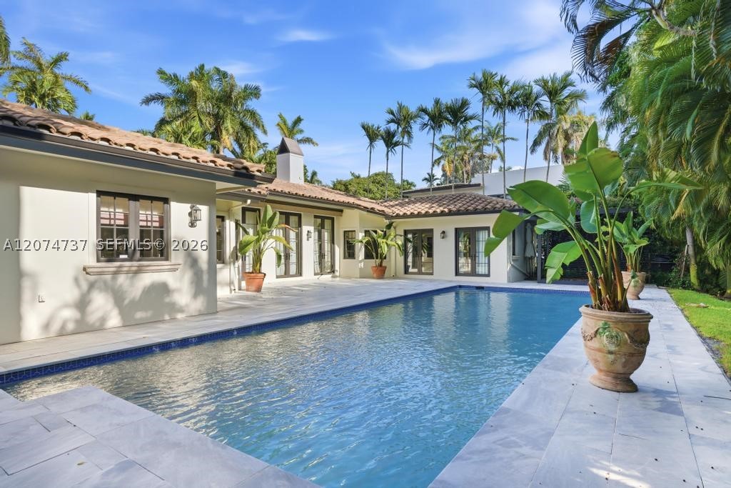 2532 NW Lake Ave Miami Beach, FL 33140