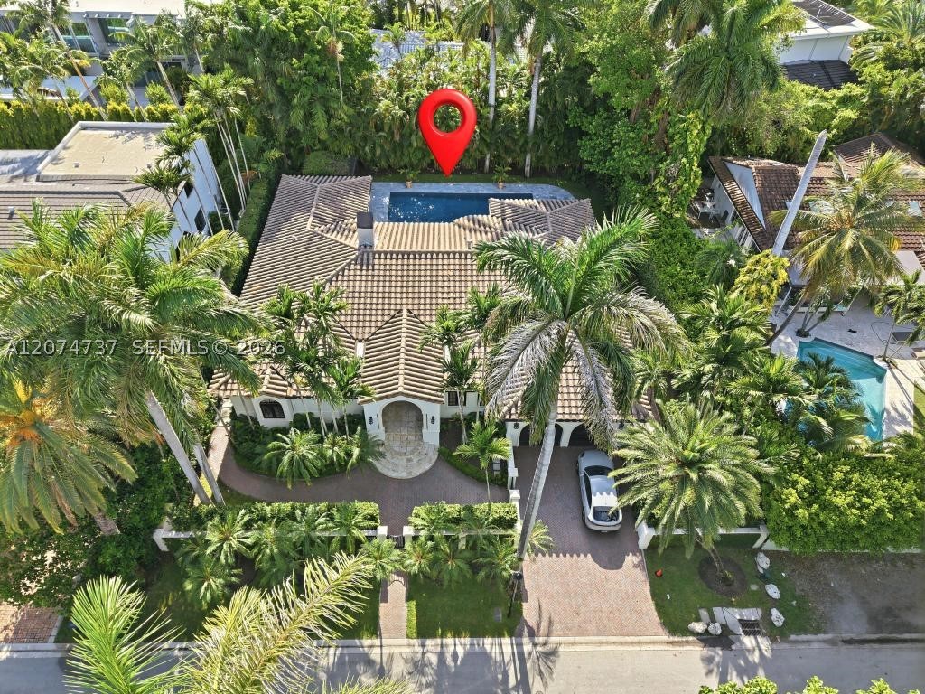 2532 NW Lake Ave Miami Beach, FL 33140