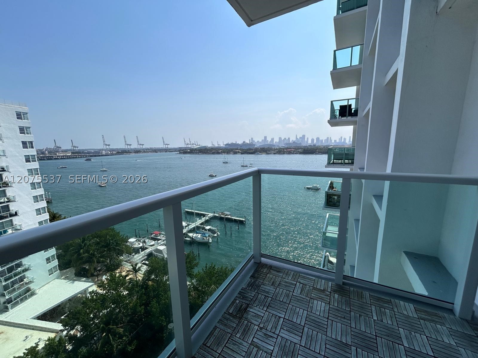 image Mirador 1000 (South Tower)5