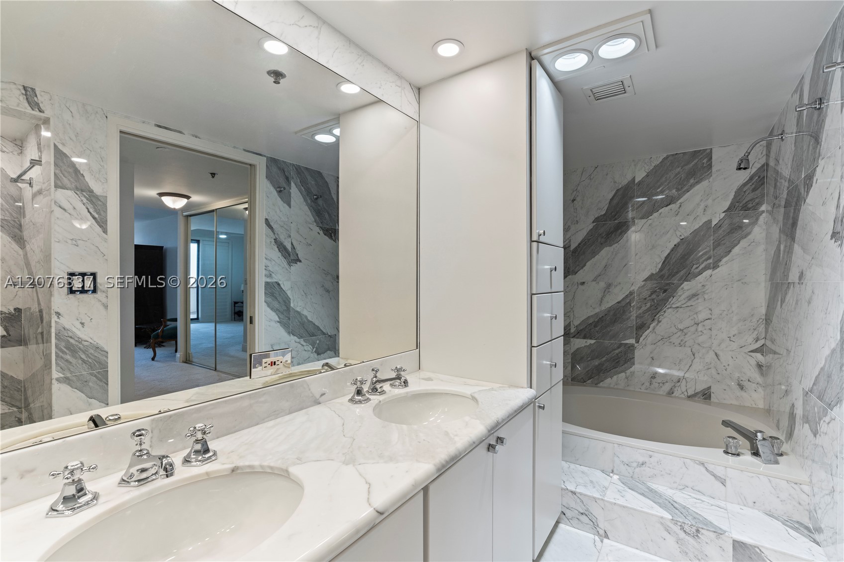Undisclosed Address Key Biscayne, FL 33149