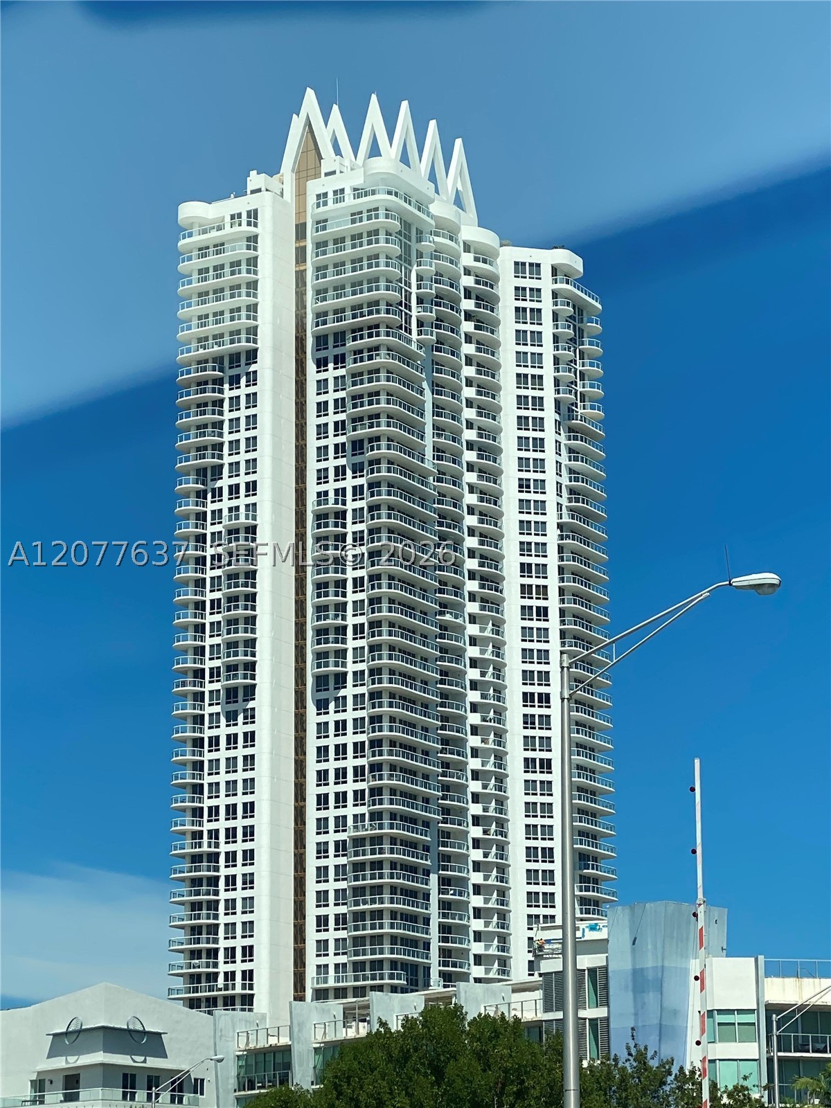6365 Collins Ave #2005