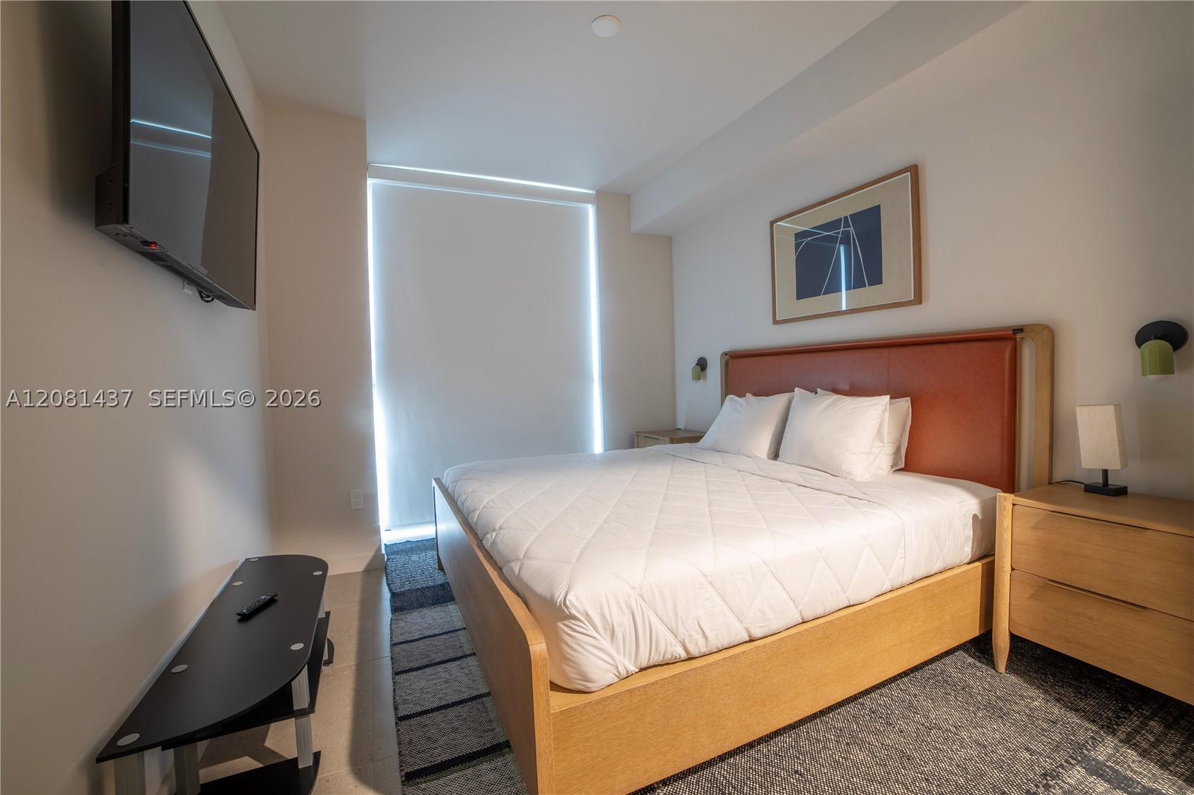 11 NE 6th #1403 Miami, FL 33132