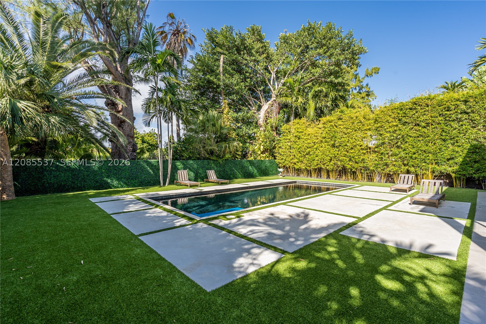 2802 Prairie Ave Miami Beach, FL 33140