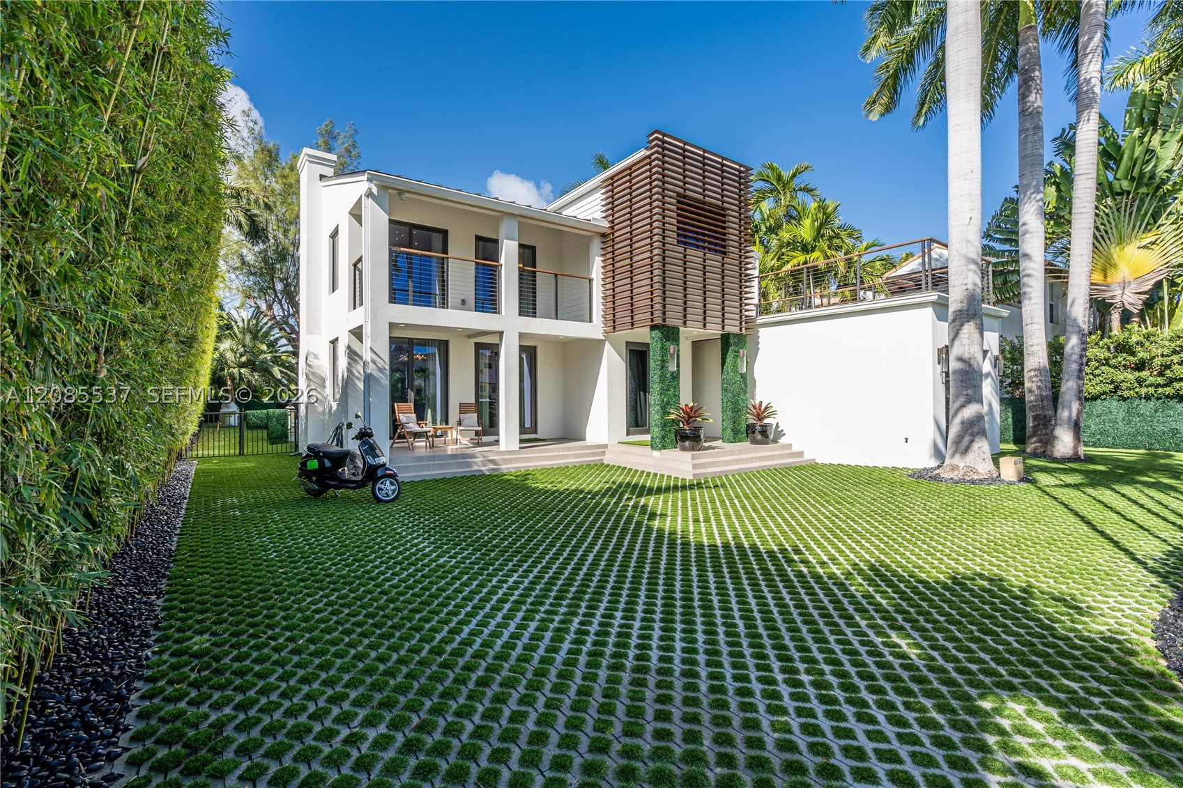 2802 Prairie Ave Miami Beach, FL 33140
