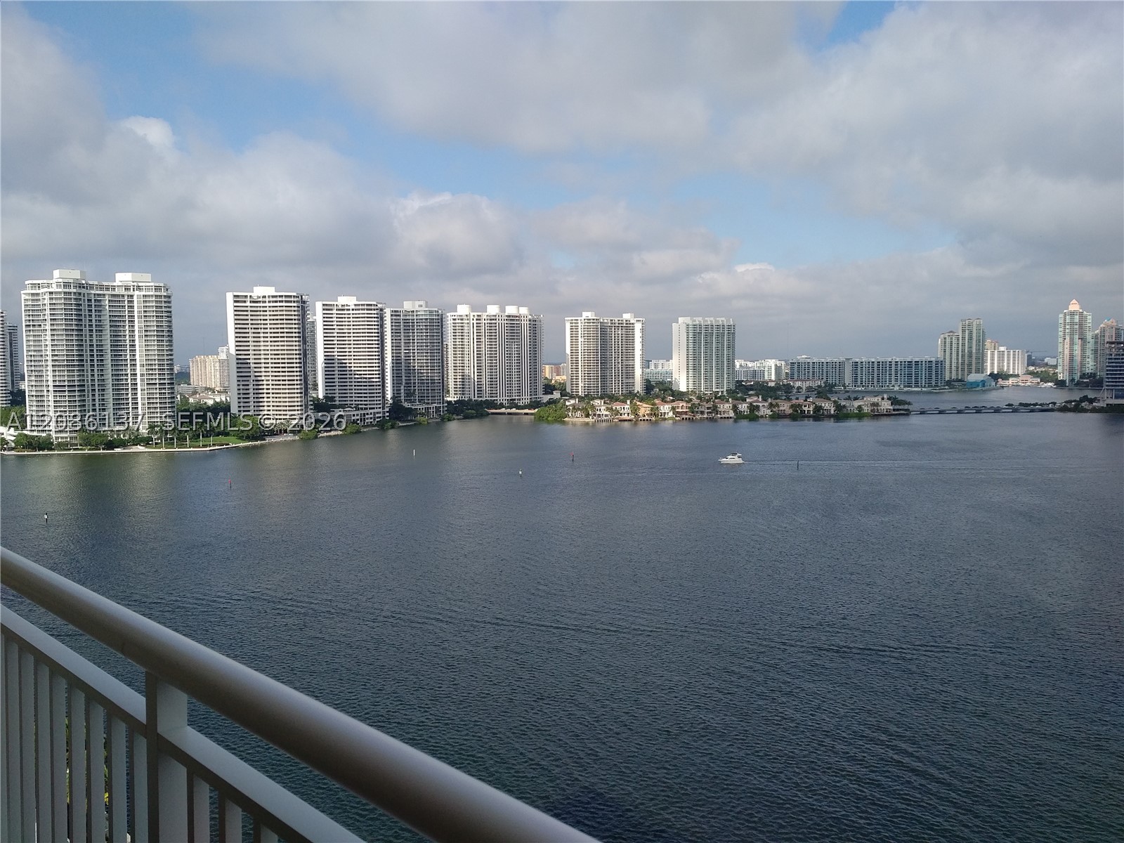 image Winston Towers 2001