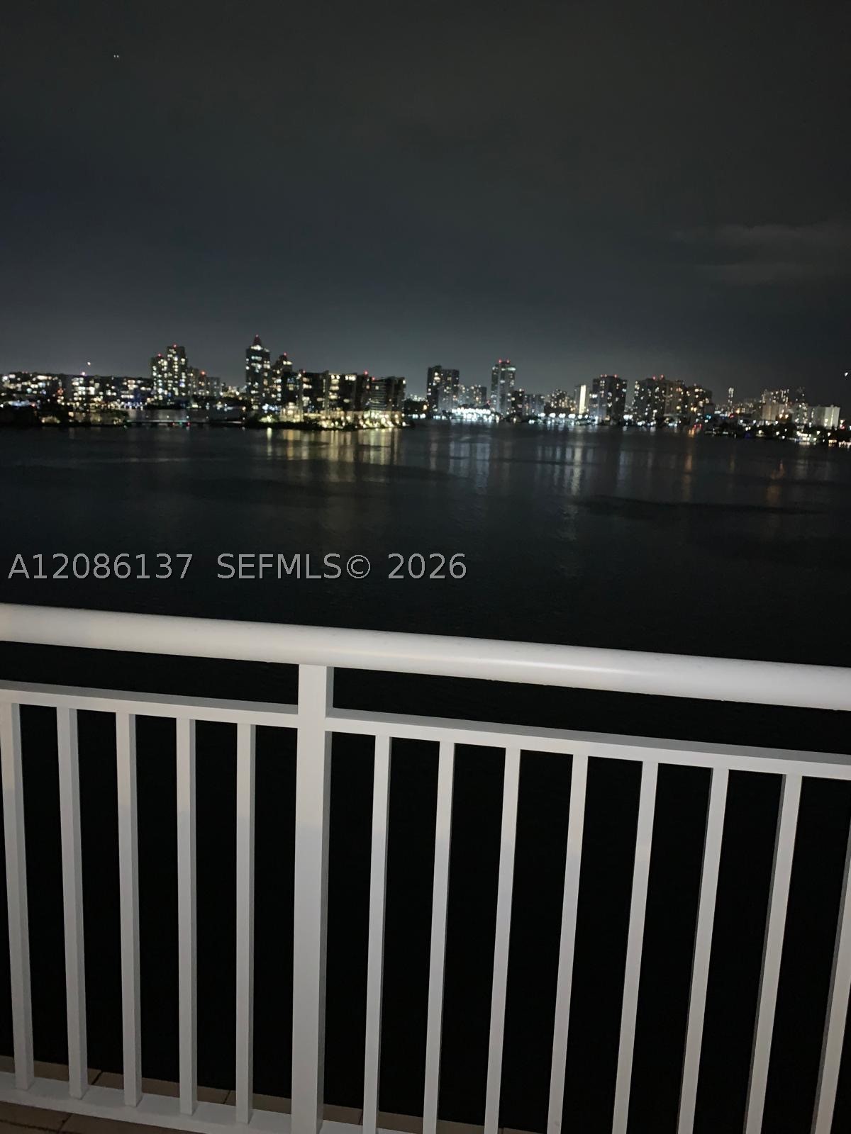 image Winston Towers 20020
