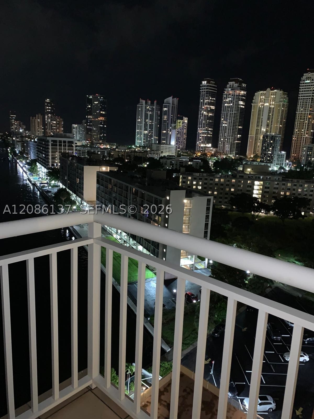 image Winston Towers 20021