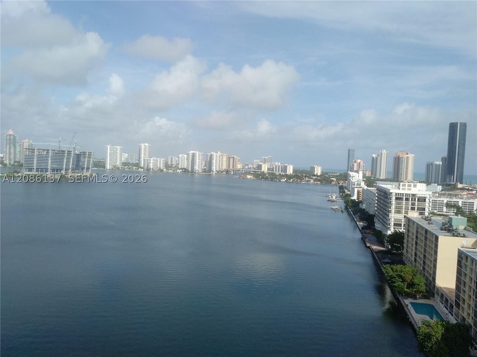 image Winston Towers 2005