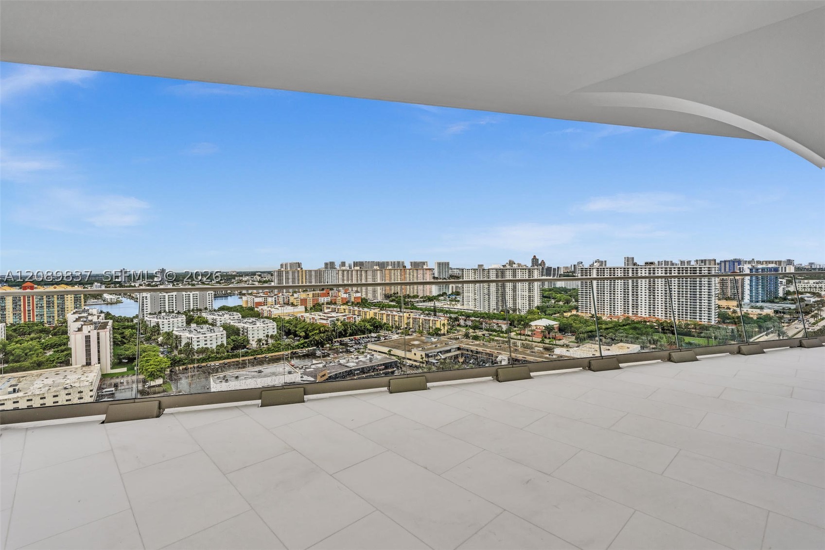 image Jade Signature26