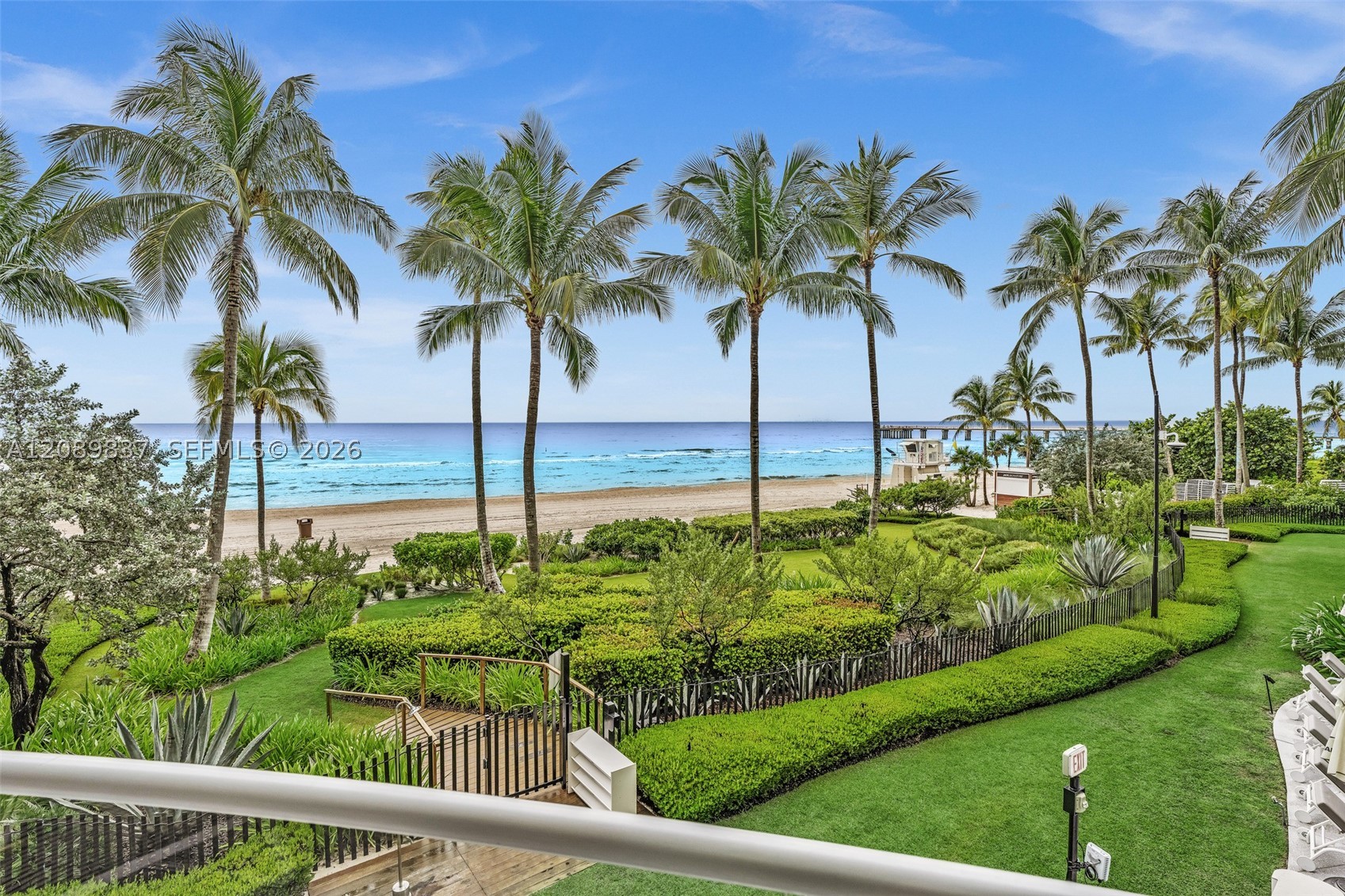 image Jade Signature33