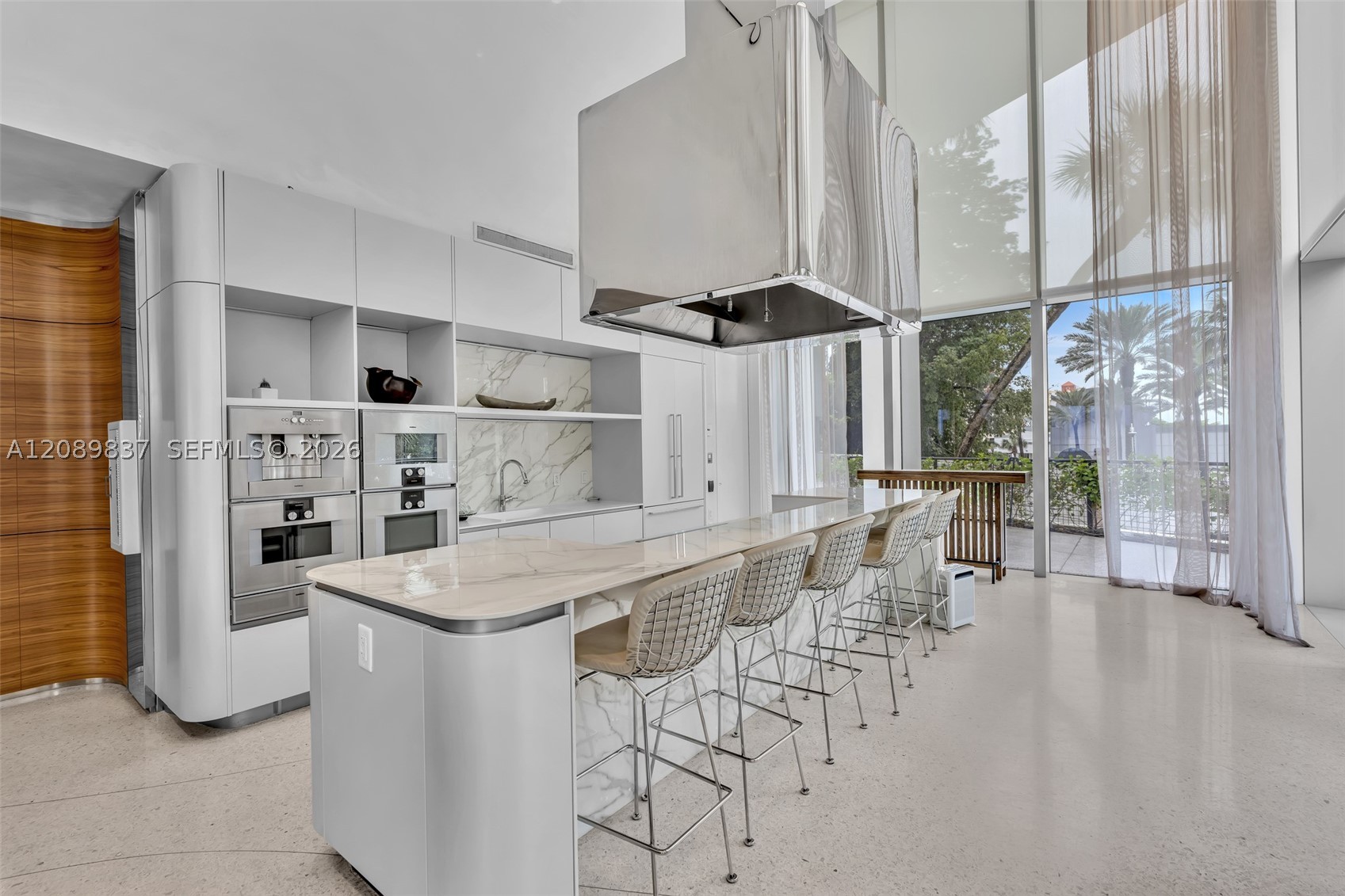 image Jade Signature37