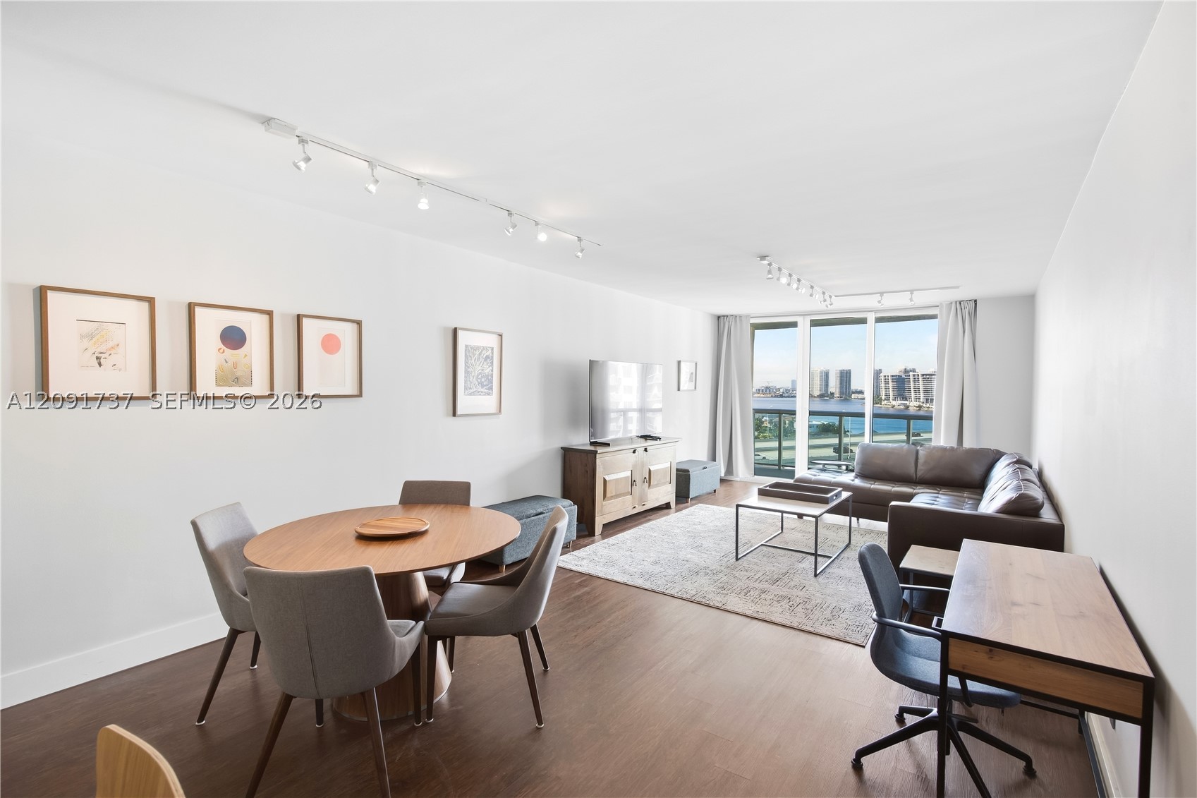 19380 Collins Ave #1219
