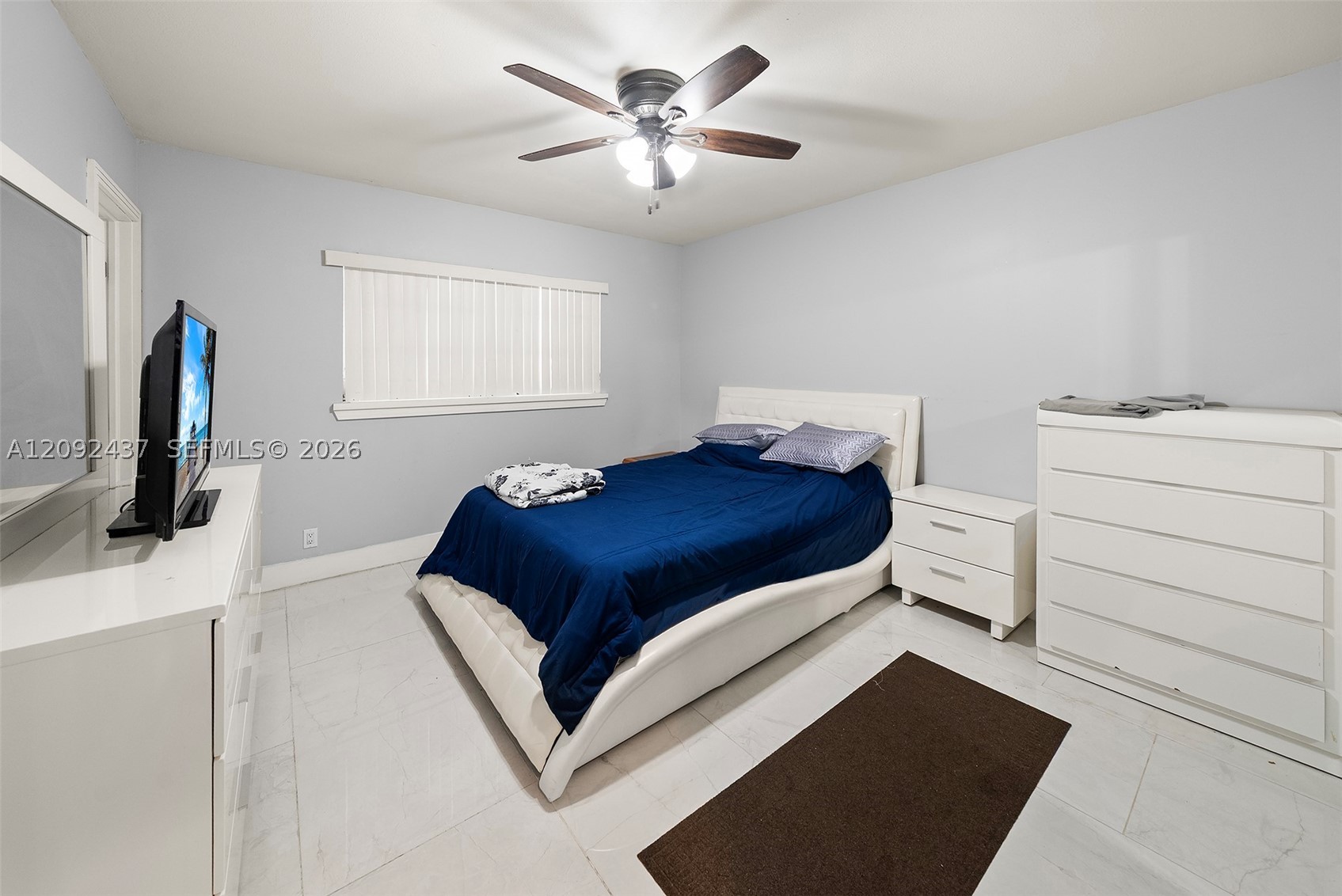 507 Palm Dr Hallandale Beach, FL 33009