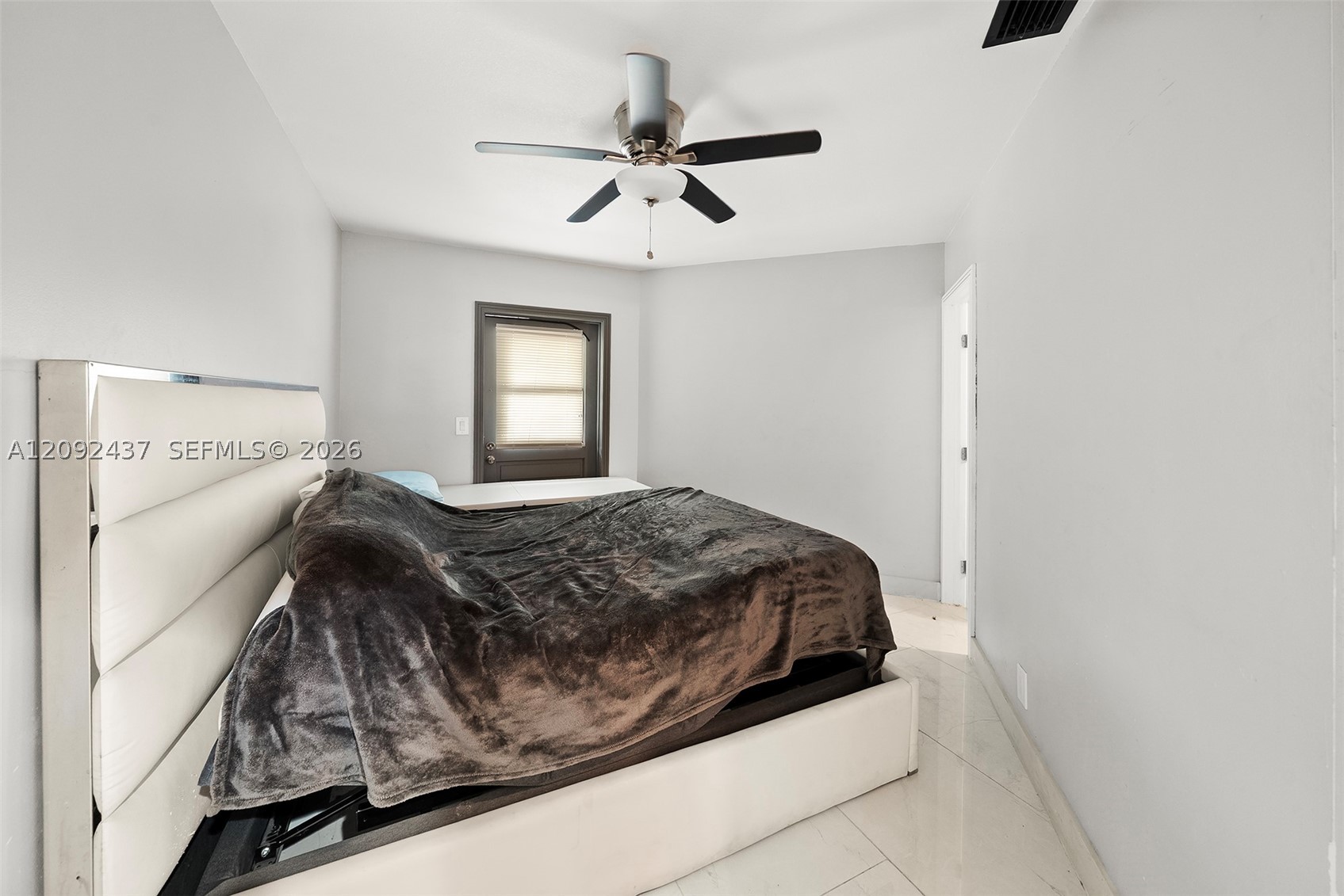 507 Palm Dr Hallandale Beach, FL 33009