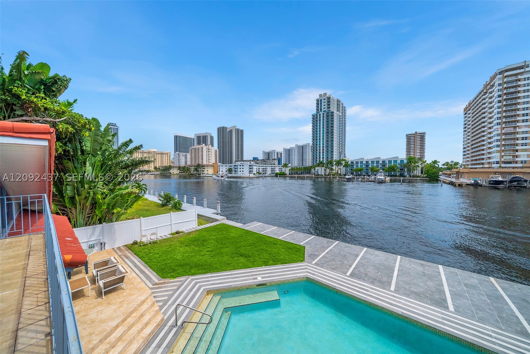 507 Palm Dr Hallandale Beach, FL 33009