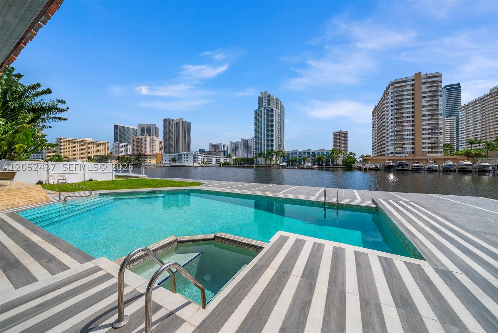 507 Palm Dr Hallandale Beach, FL 33009