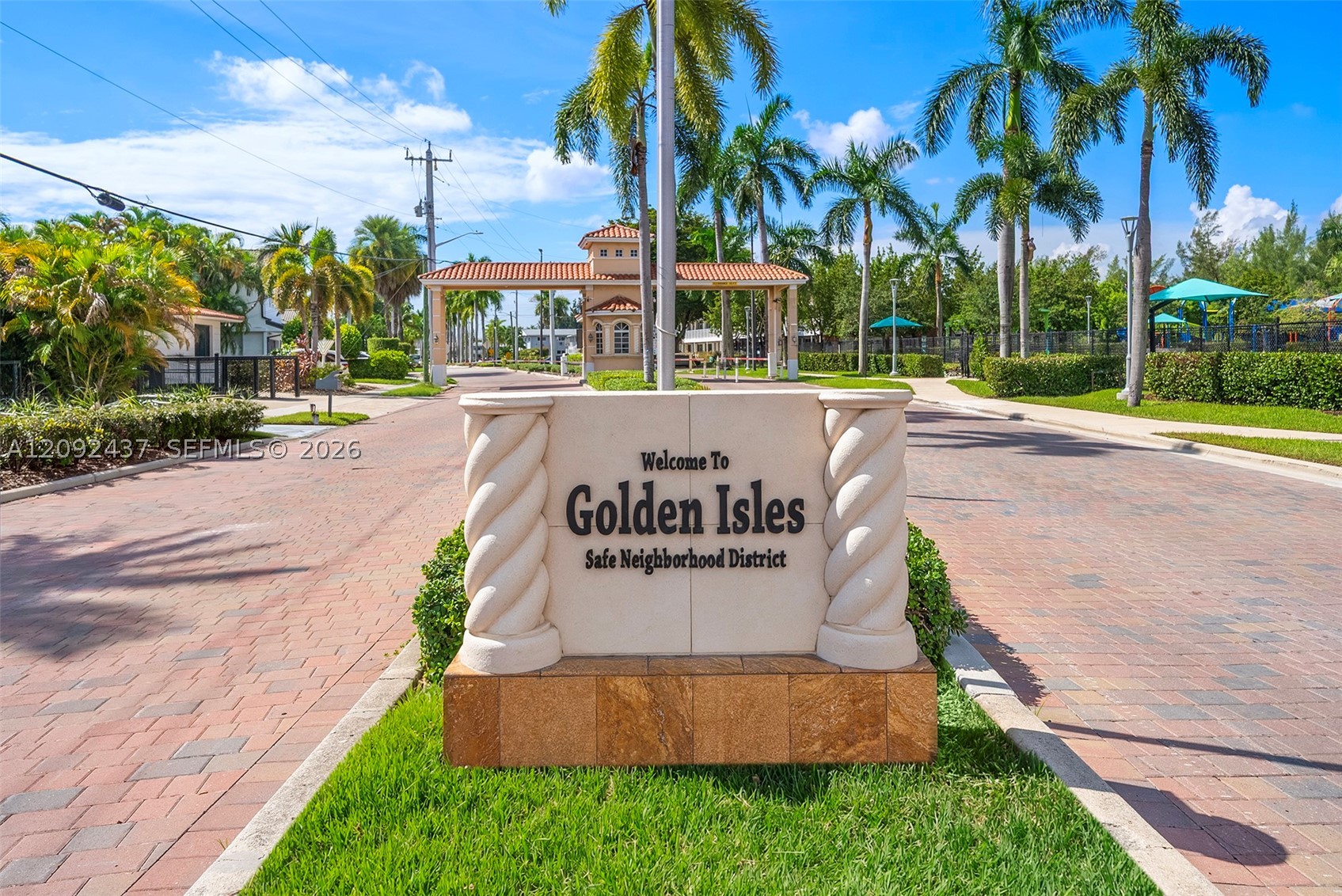507 Palm Dr Hallandale Beach, FL 33009