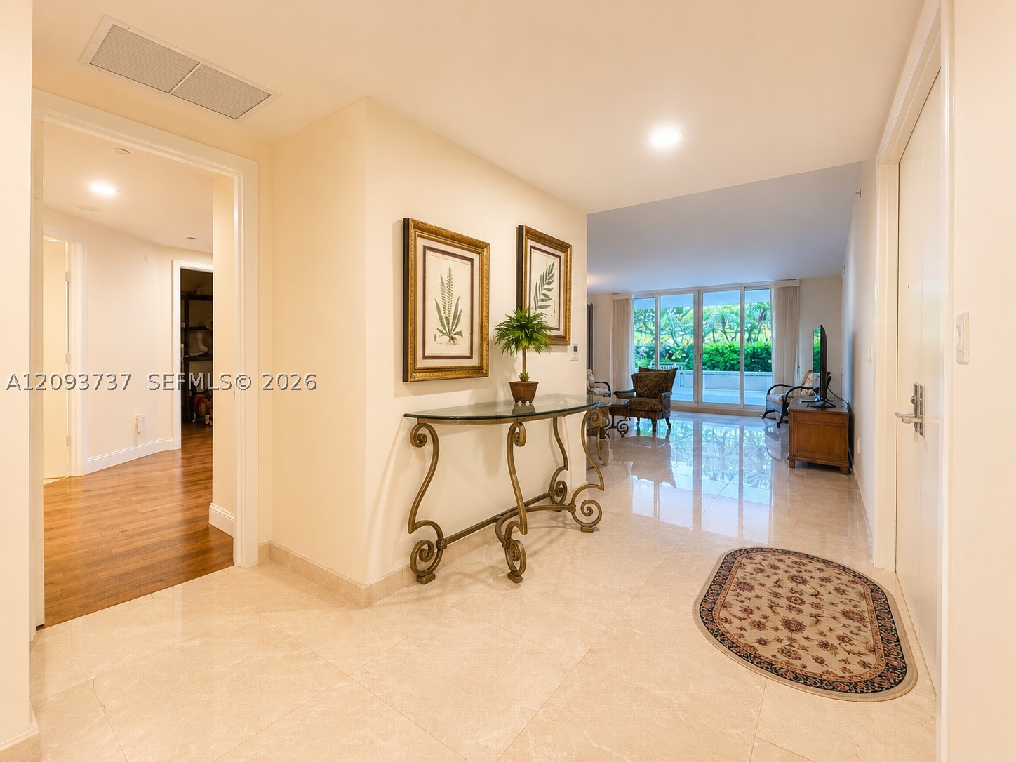 799 Crandon Blvd #202 Key Biscayne, FL 33149